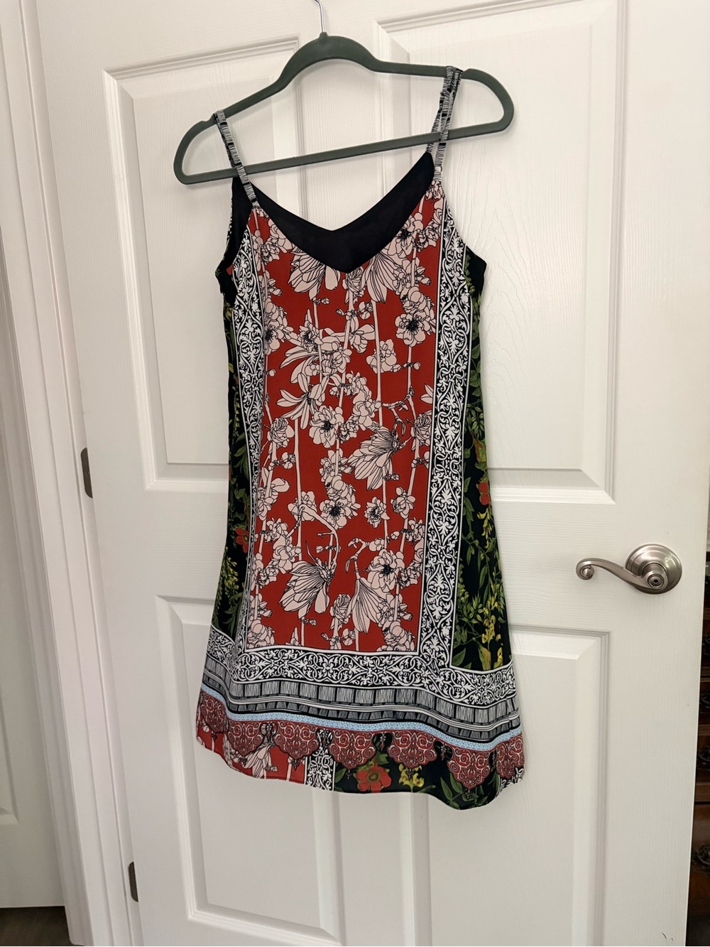 Floral Print Spaghetti-Strap Mini Dress in Red and Black